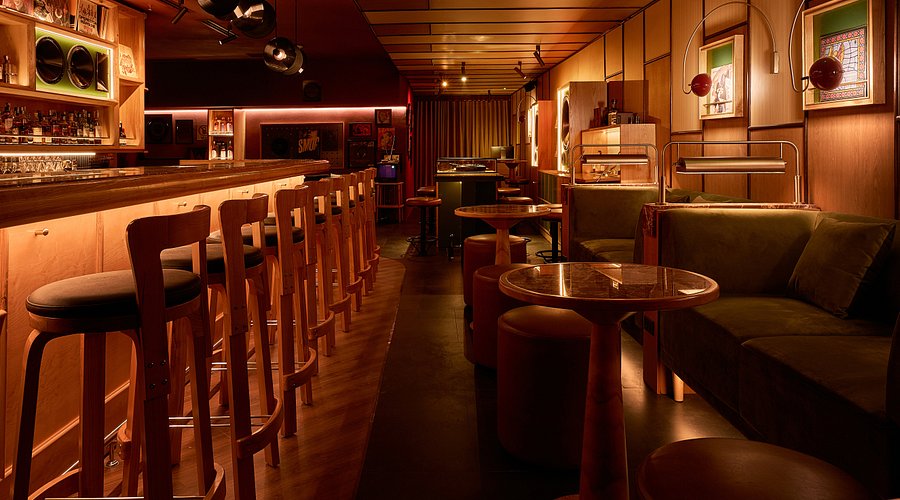 welcome to reno bar at